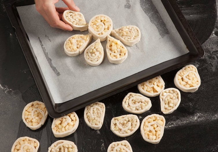 Apfel-Birnen-Blätterteigblume, Blätterteig, Apfel, Birne, Blüte