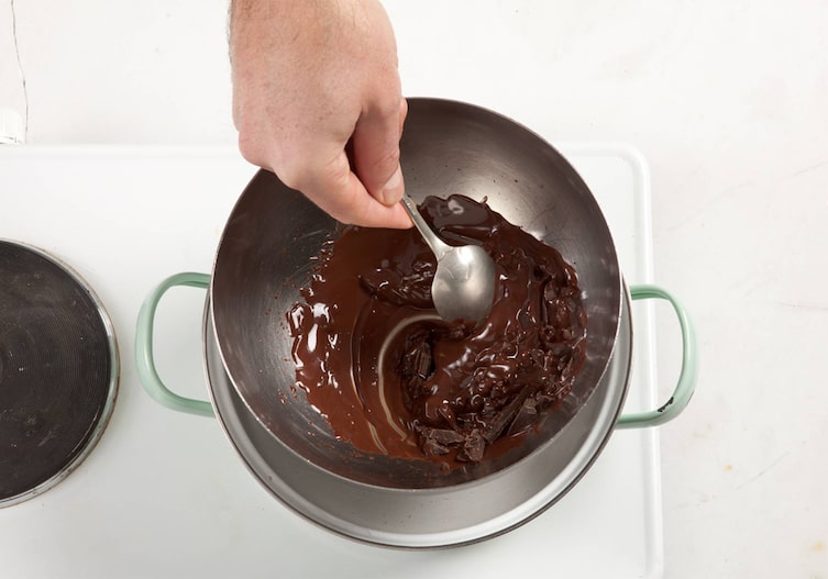 Schüssel, Hand, Schokolade, Löffel, Kochplatte