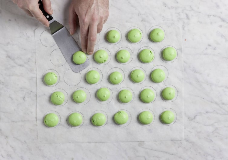 Makronen, Backpapier, Spachtel