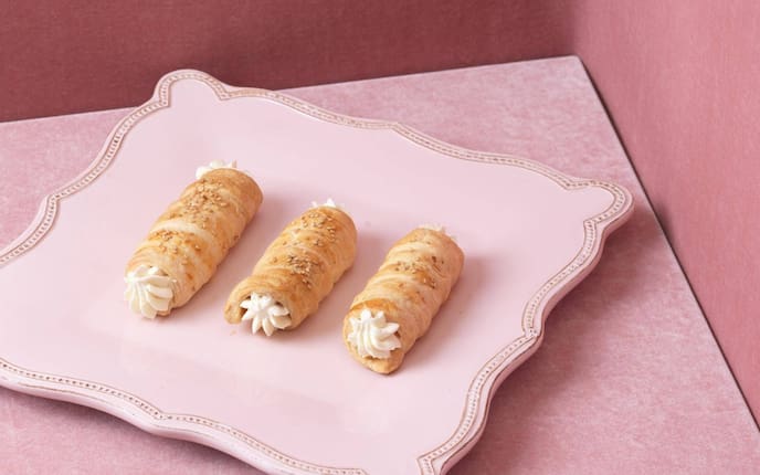 Schaumröllchen, Erdbeeren, Nachspeise, Servus Rezept