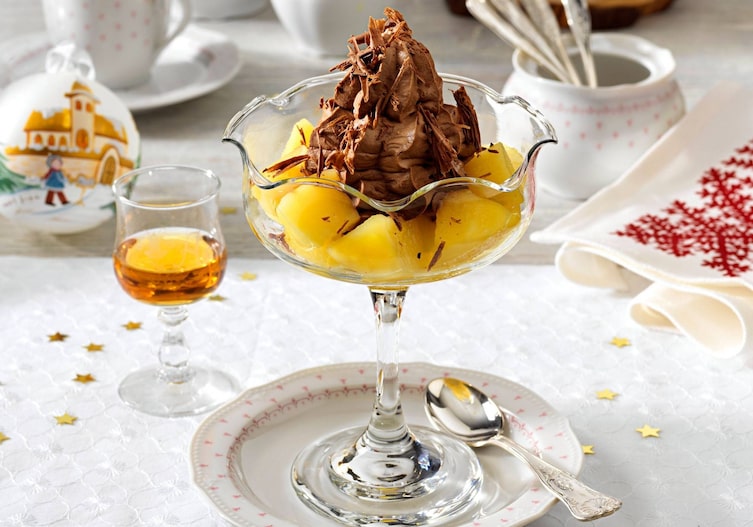 Schokomousse, Likör, Quitten, Eisbecher, Weihnachtskugel, Nachspeise, Servus Rezept