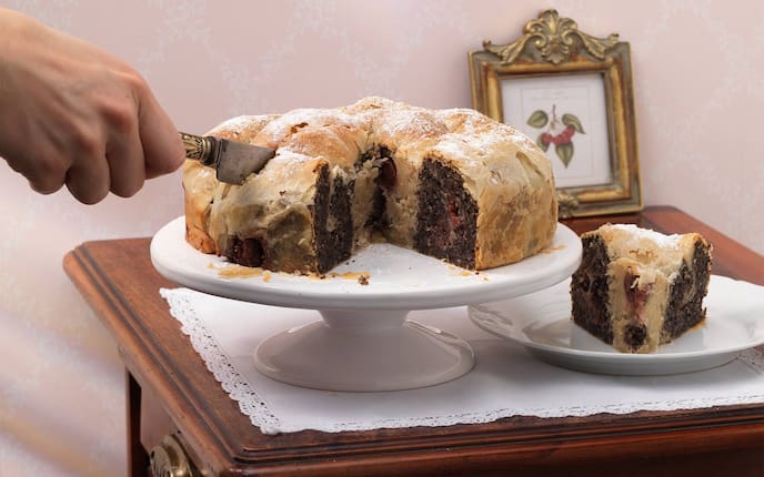 Mohn, Schokolade, Weichseln, Mohnschnecke, Teller, Messer, Bilderrahmen