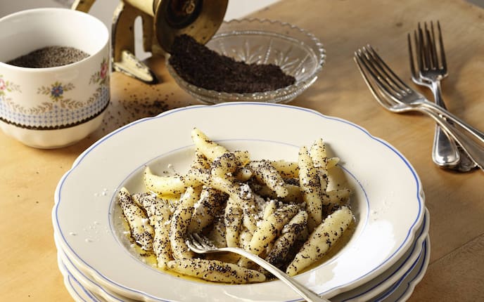 Omas Mohnnudeln (Bild: Eisenhut & Mayer)