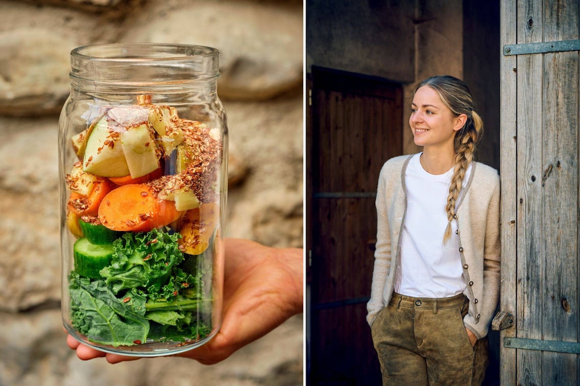 Zutaten für einen Gemüse-Obstsaft in einem Scharubglas, Rezept von Köchin Paula Bründl