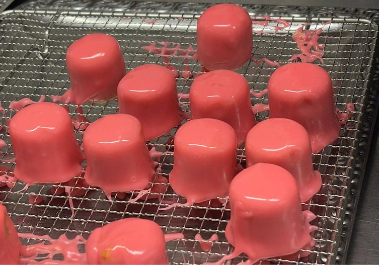 Glasierte Punschkrapferl