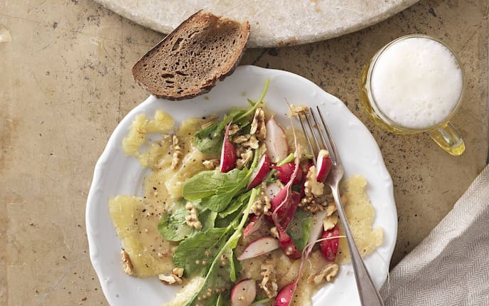 Radieschen-Salat mit Graukäse (Bild: Eisenhut & Mayer)