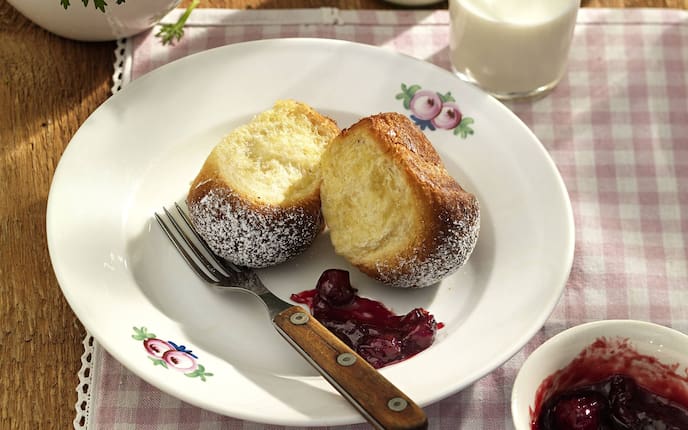 Rohrnudeln (Bild: Eisenhut & Mayer)