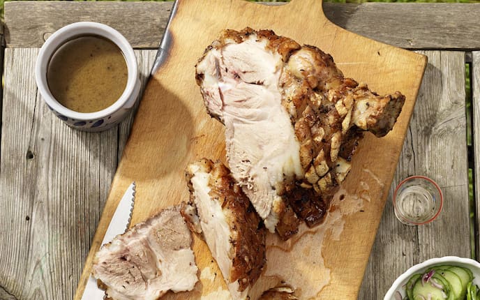 Knusprige Schweinshaxn (Bild: Eisenhut & Mayer)