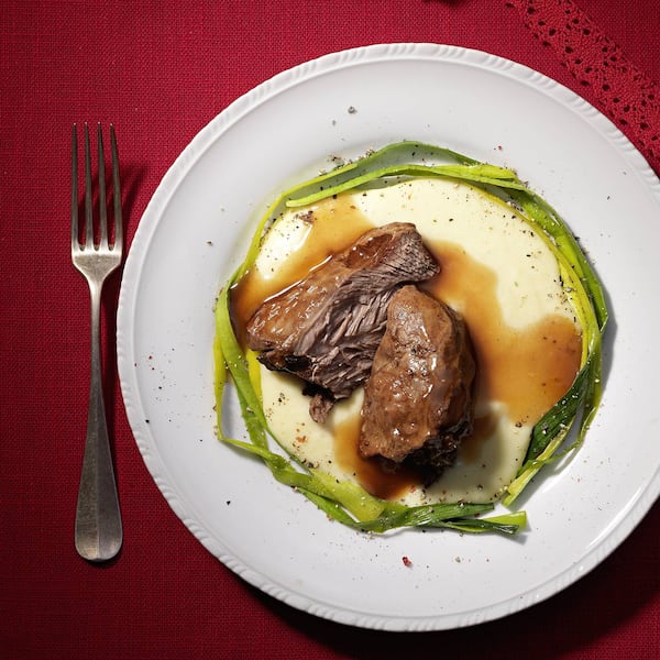 Kalbfleisch, Selleriepüree, Rezept, Honiglauch