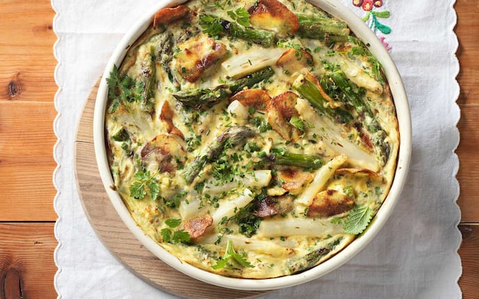 Spargeleiserspeis, Eierspeise, Erdäpfel, grüner Spargel, weißer Spargel, Spargel, Servus Rezept