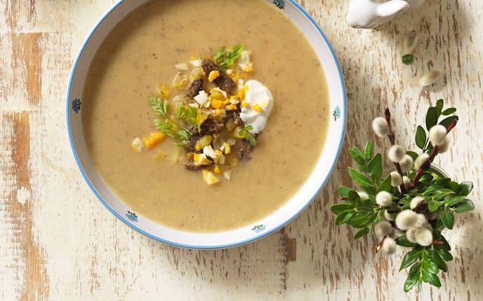 Erdäpfelcremesuppe, Kerbeln, Morcheln, Palmkätzchen, Osterhase