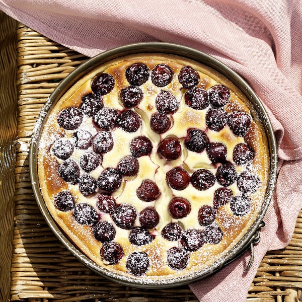 Topfen-Kirschen-Torte, Kuchen, Torte, Topfentorte, Kirschen, Kirschtorte, Torten Rezept, Servus Rezept