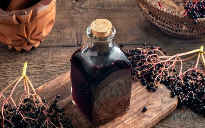 Hollerbeersirup, Hollerbeeren, Flasche