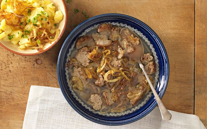 Brotsuppe, Brot, Suppe, Kartoffelstampf, geröstete Zwiebelringe, Hauptspeise, Servus Rezept