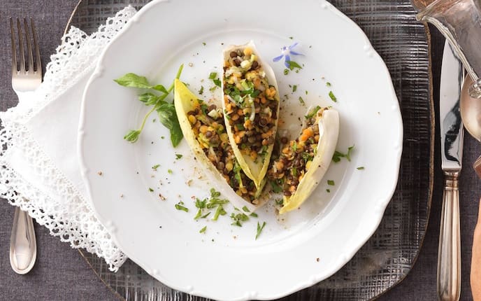 Chicorée, Kohl, Linsen, Nussbrot, Wein, Weißwein, Kräuter