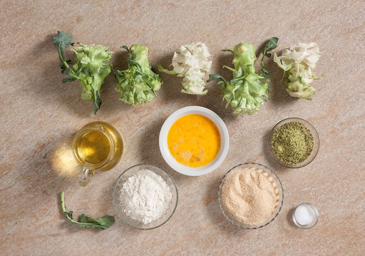 Gebackene Brokkoli- und Karfiolreste mit Kürbiskern-Mayonnaise, Zutaten, Mehl, Salz, Öl, Ei