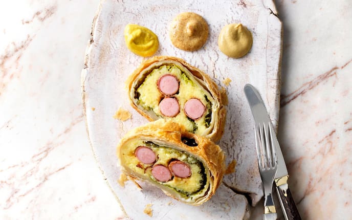 Würstel, Strudel, Senf, pikanter Strudel, Hauptspeise, Familienrezept, Servus Rezept
