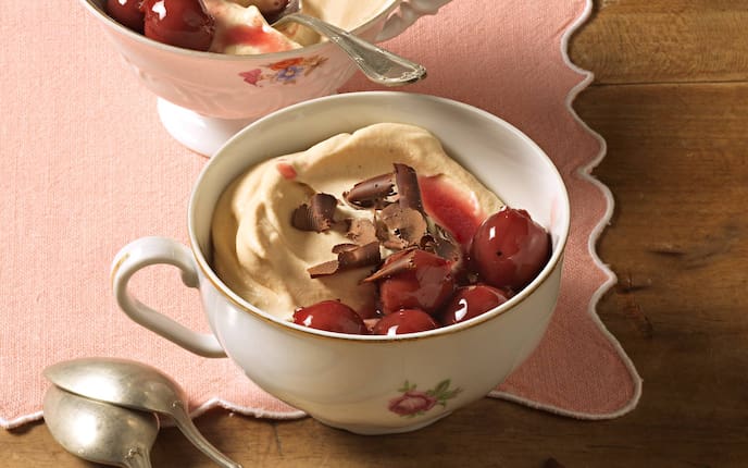 Teetasse, Löffel, Kirsche, Schokolade, Tischtuch, Mokka-Creme