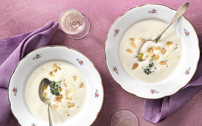 Petersilwurzelsuppe mit Mandeln, Vorspeise, Suppenrezept